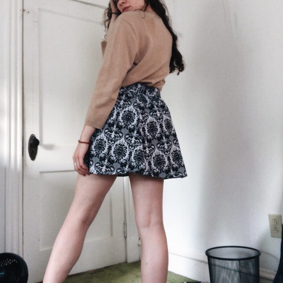 A-Line Mini Skirt Black White Gothic Design - Picture 3 of 4